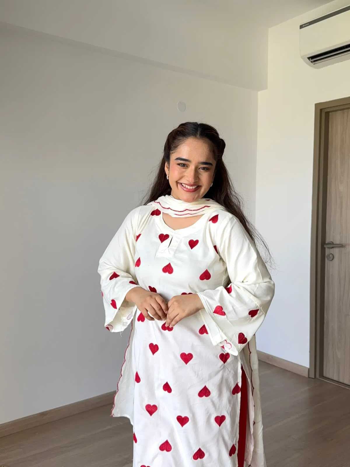 Crepe Embroidery Suit