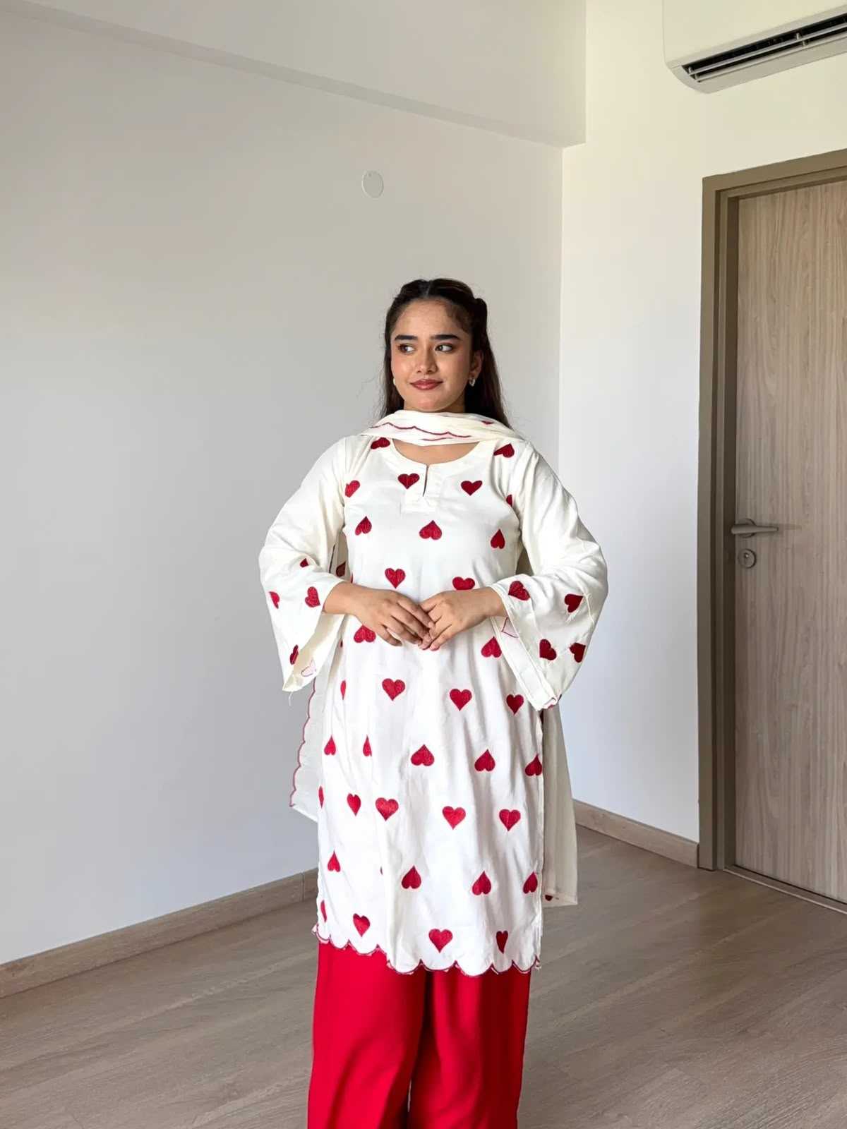 Crepe Embroidery Suit