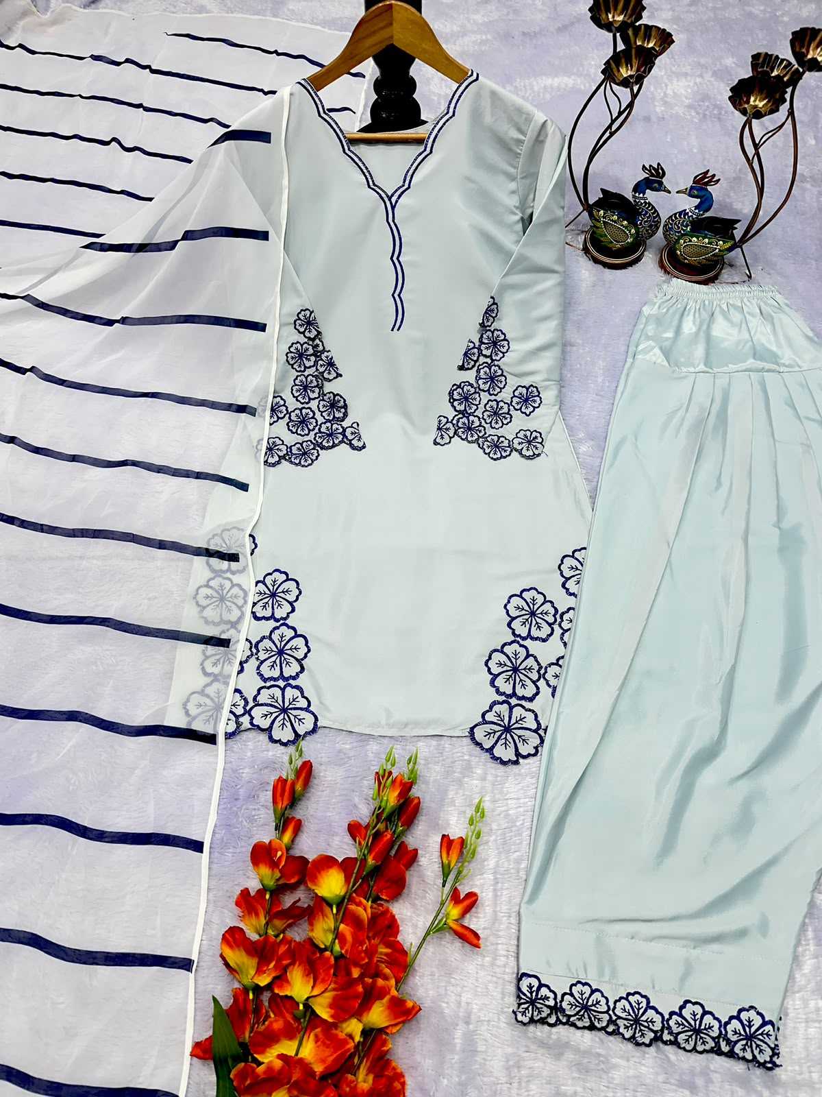 Crepe Embroidery Suit