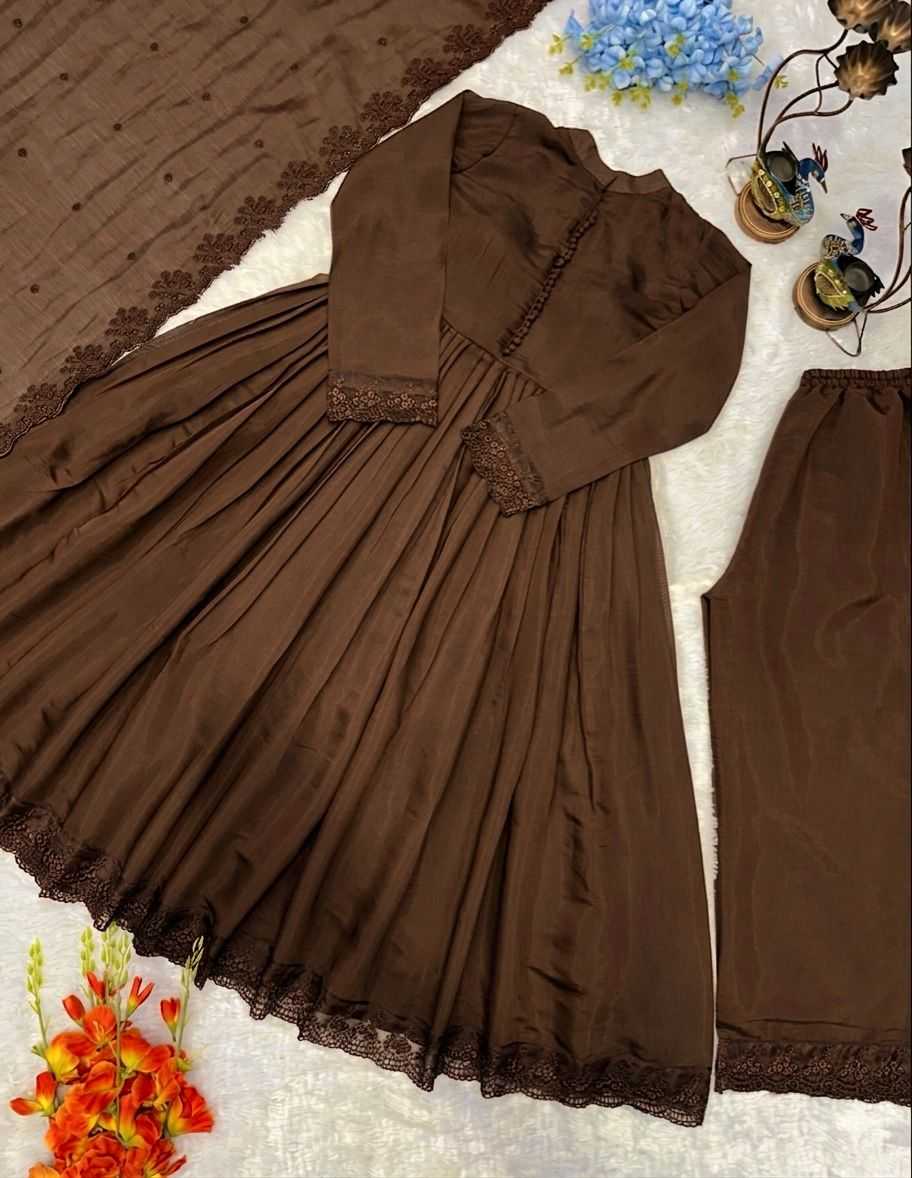 Heavy Roman Silk Embroidery Gown