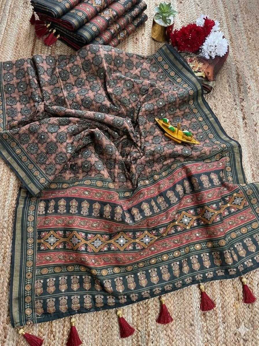 Aura Silk Printed Saree