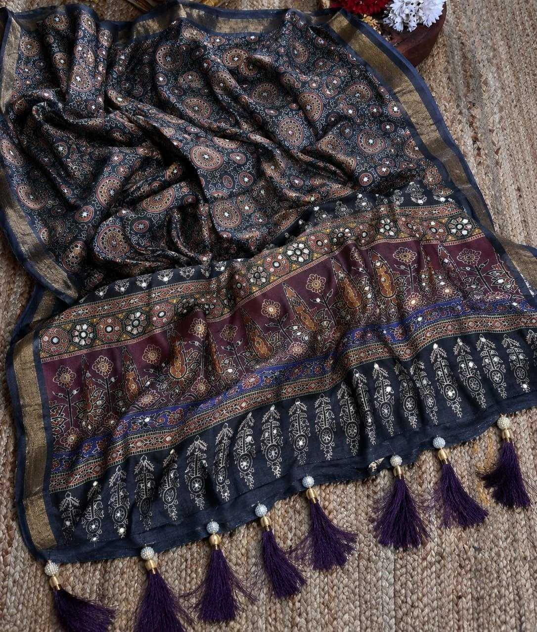Aura Silk Printed Saree