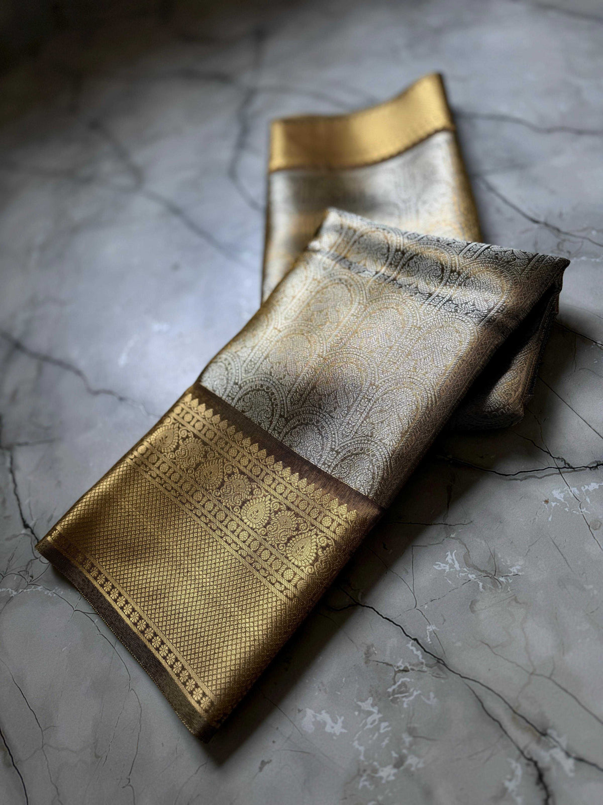 Kanjivaram Silk Zari Border Saree JT-140019