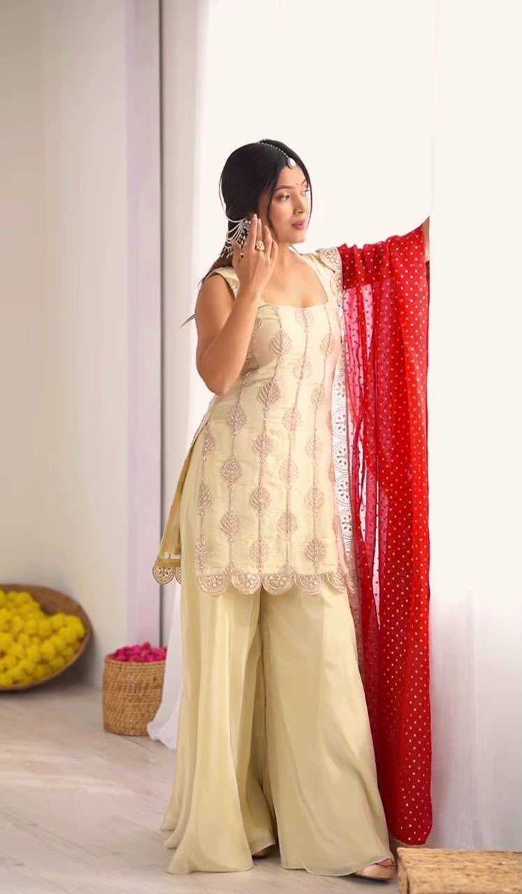 Chinon Embroidery Suit