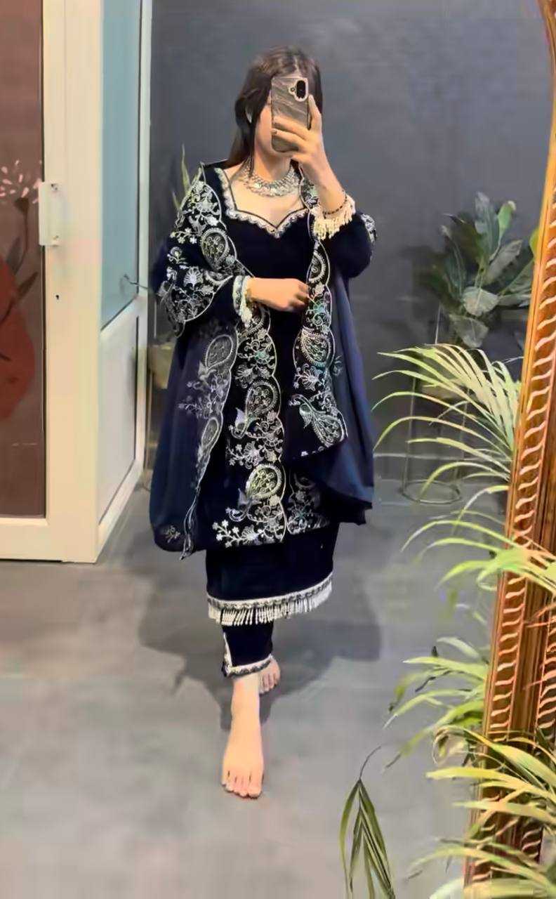 Velvet Embroidery Suit