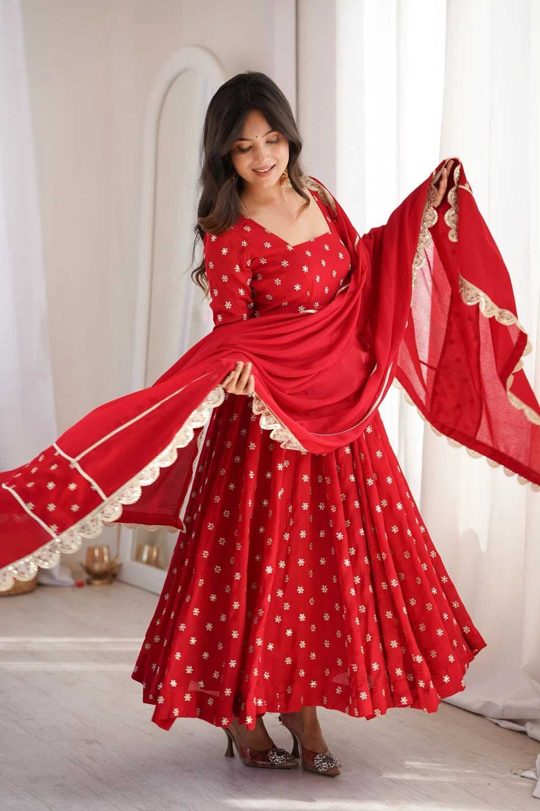 Chinon Silk Embroidery Suit