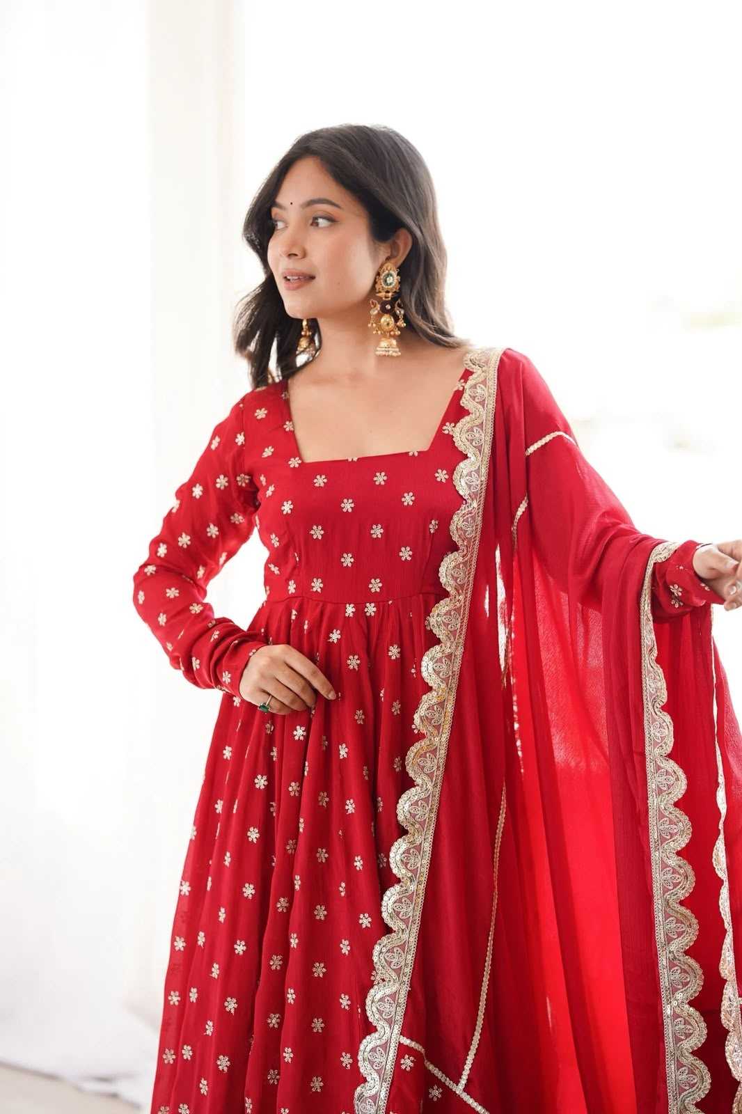 Chinon Silk Embroidery Suit