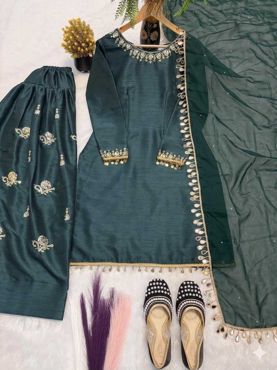 Embroidery Suit