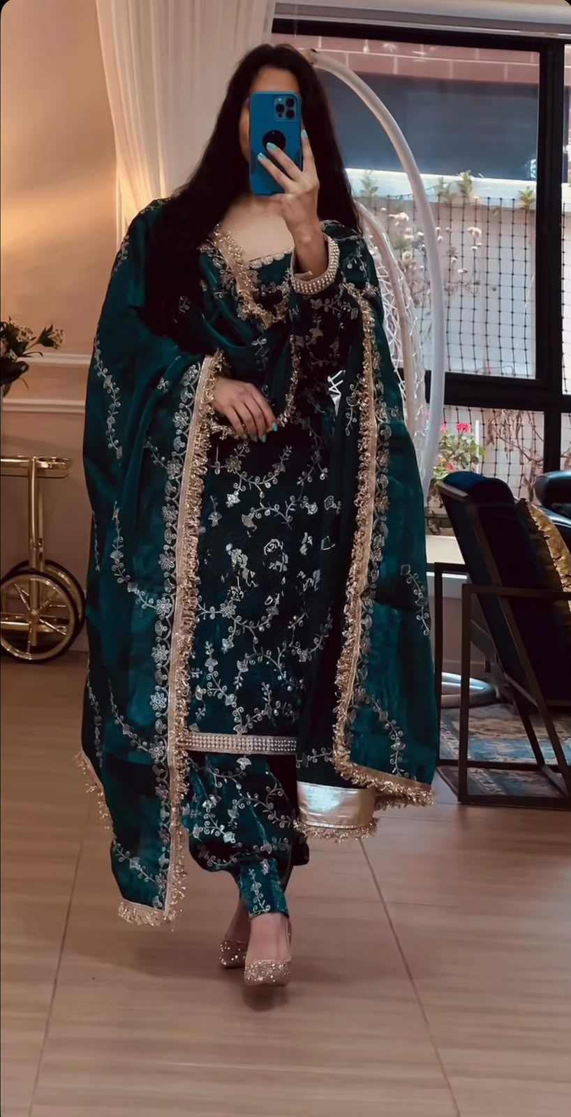 Pure Silk Embroidery Suit 539