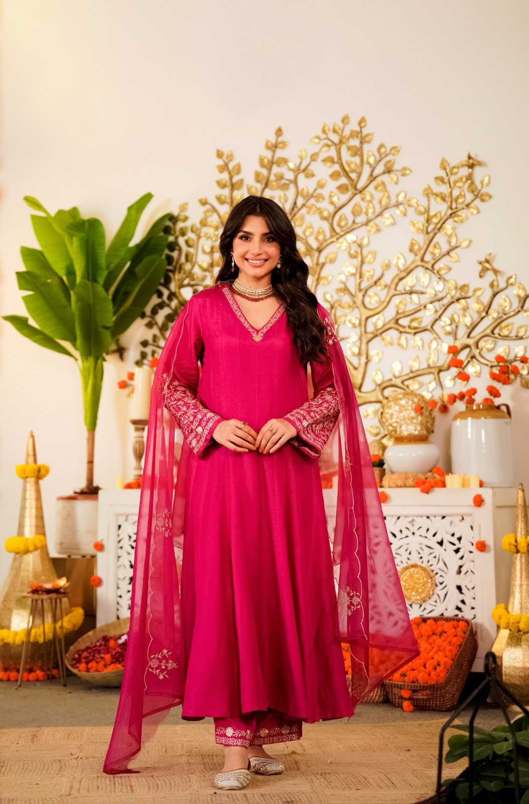 Viscose Chanderi Party Wear Kurti in Pink
