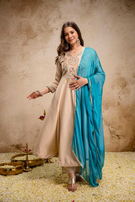 Avntika Viscose Chanderi Party Wear Kurti