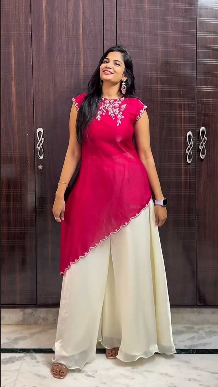 Purvi Fendy Festive Kurti in Ivory