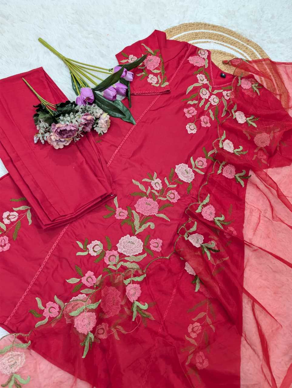 Zilmil Viscose Chanderi Party Wear Kurti