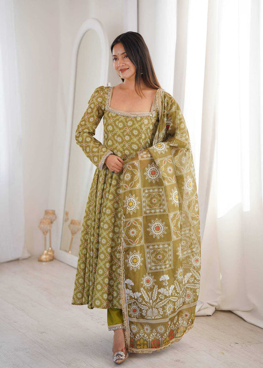 Muslin Printed Gown