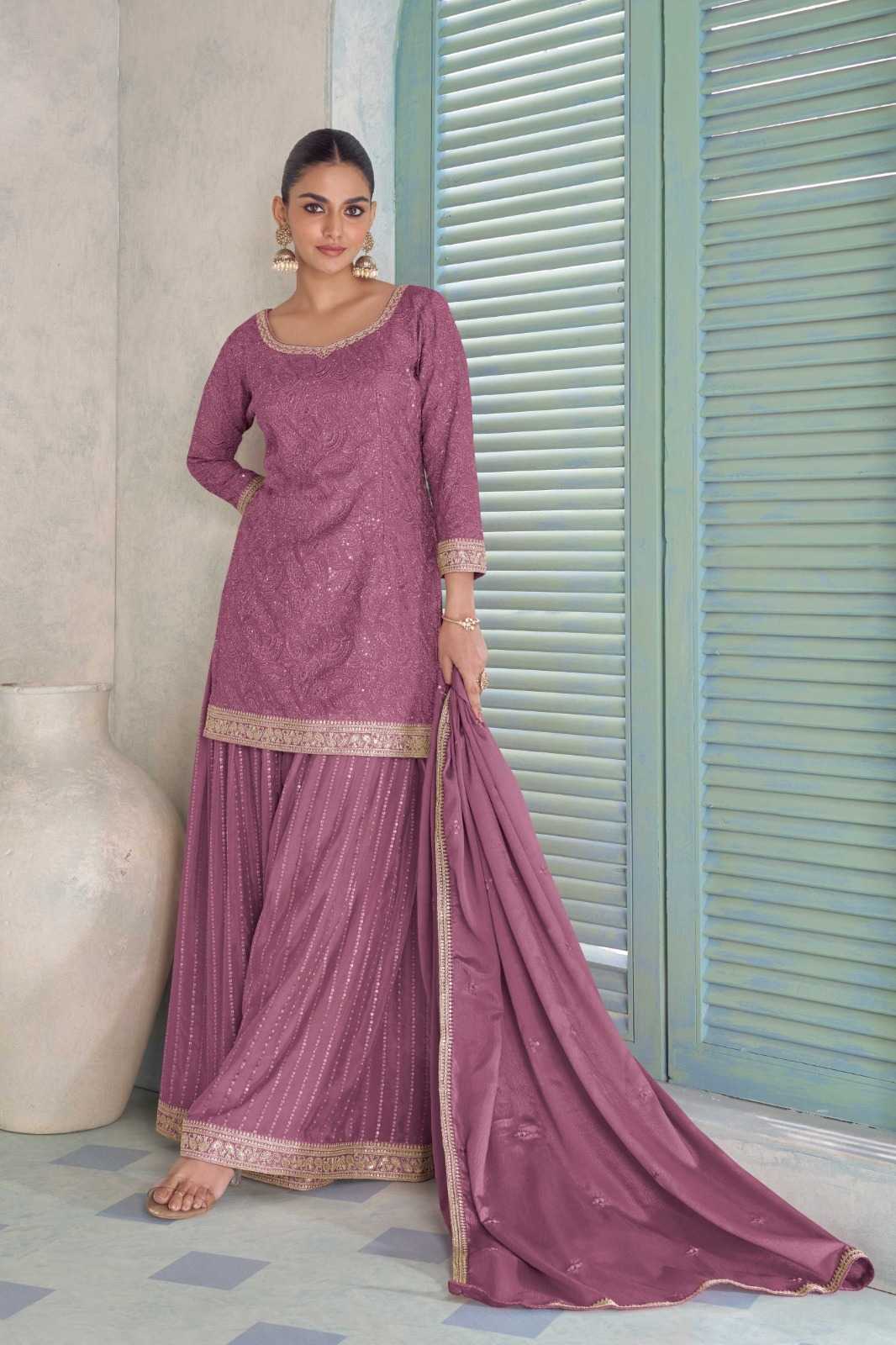 Chinon Palazzo Suit