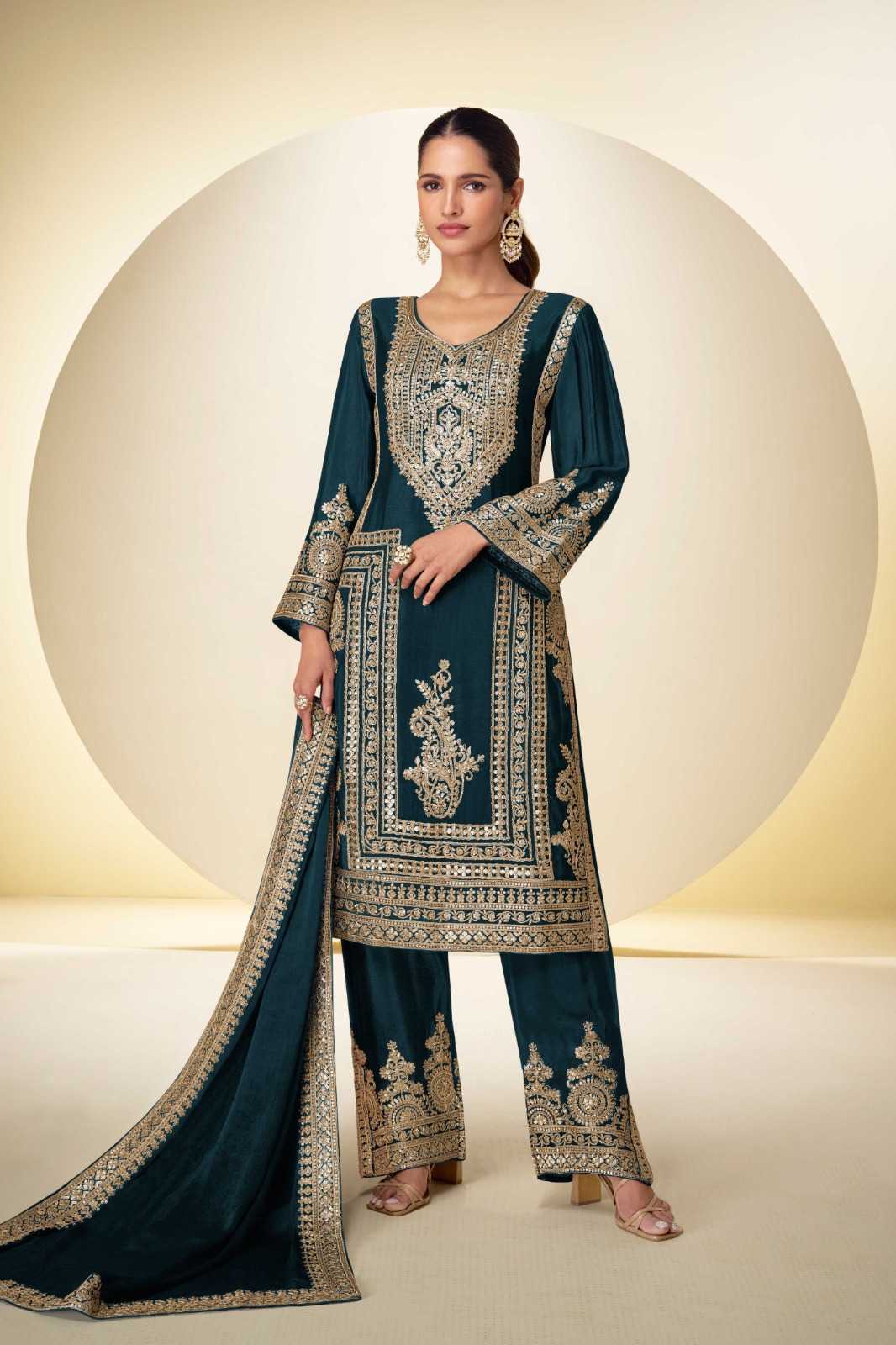 Chinon Palazzo Suit