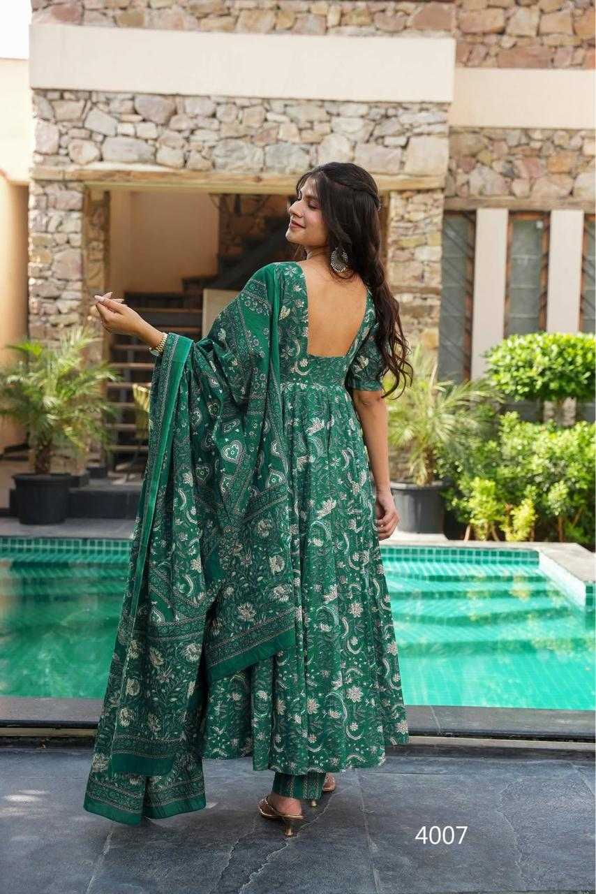 Muslin Ladies Salwar Suit