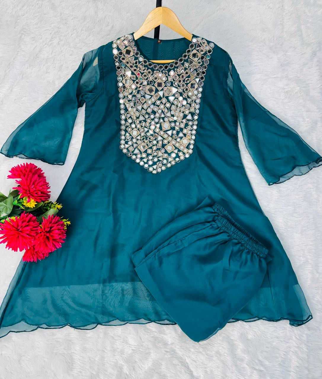 Tabby Silk Embroidery Suit
