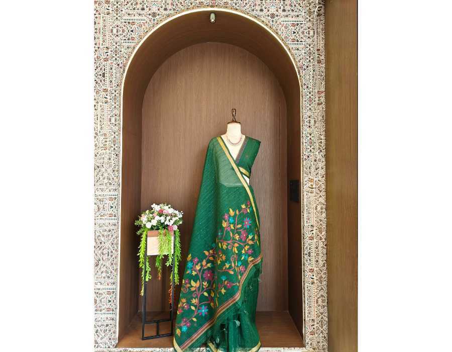 Linen Sequence Saree