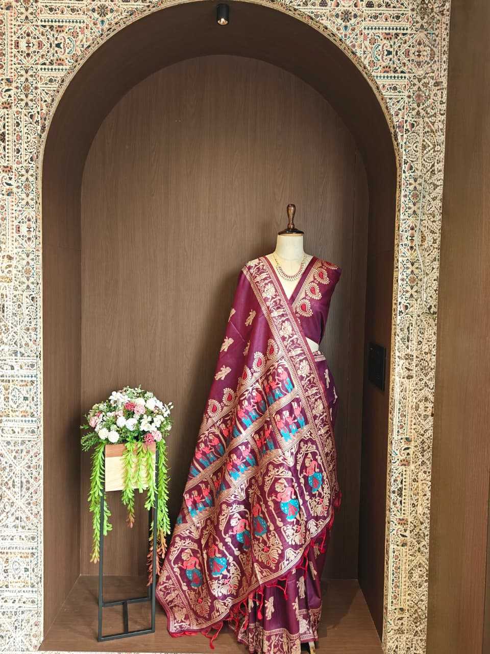 Handloom Silk Traditional Saree