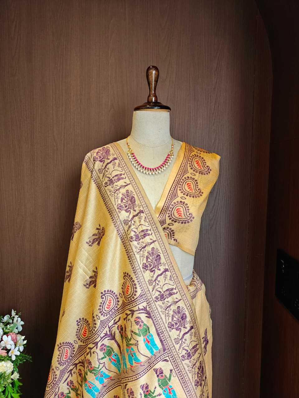 Handloom Silk Traditional Saree
