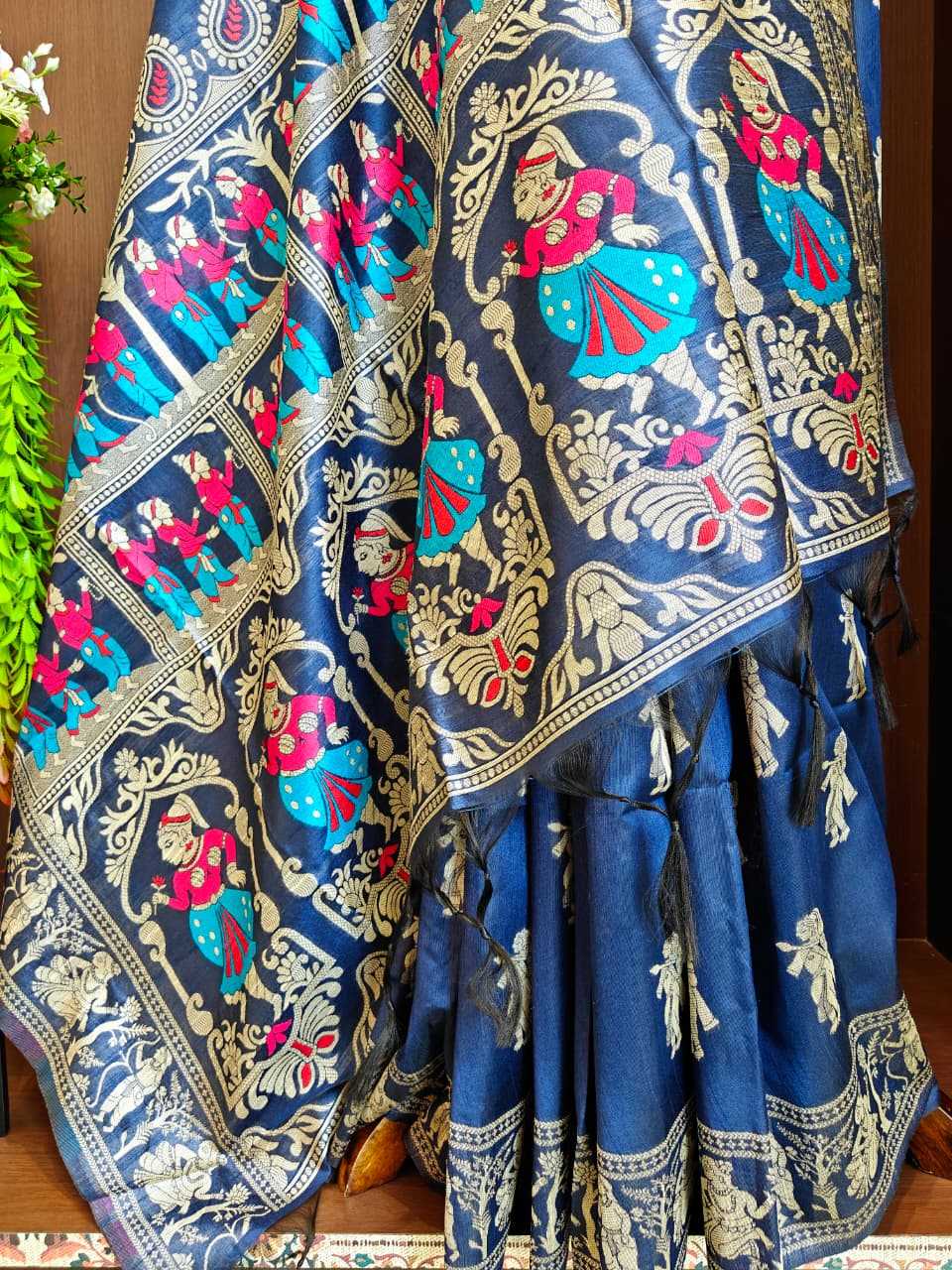 Handloom Silk Traditional Saree