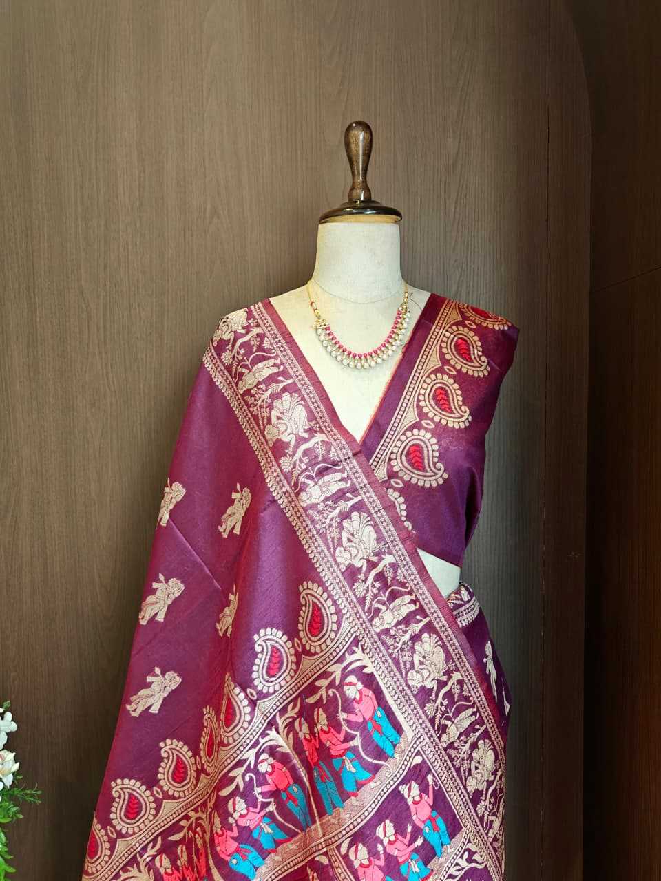 Handloom Silk Traditional Saree