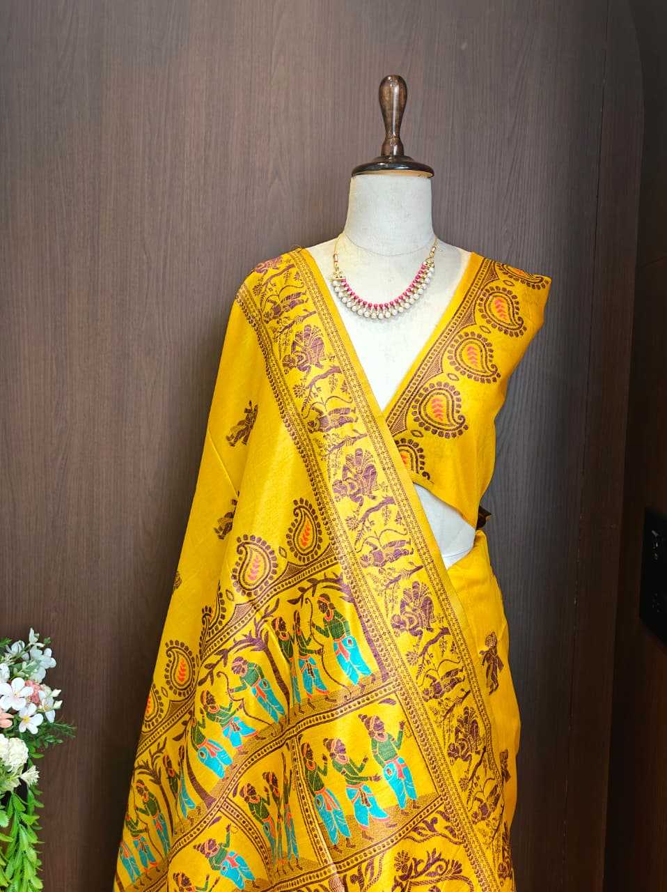 Handloom Silk Traditional Saree