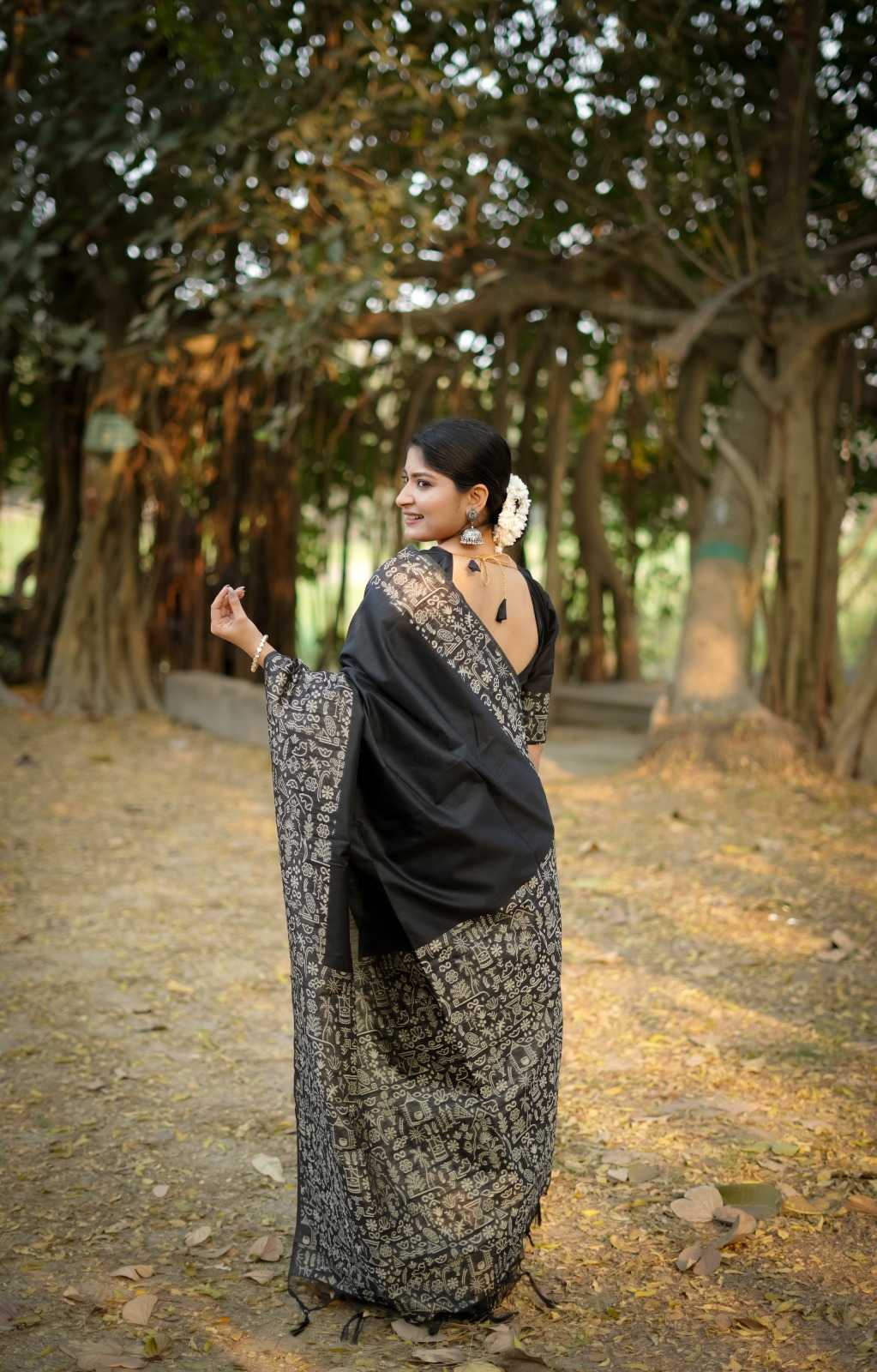 Have Handloom Silk Designer Saree