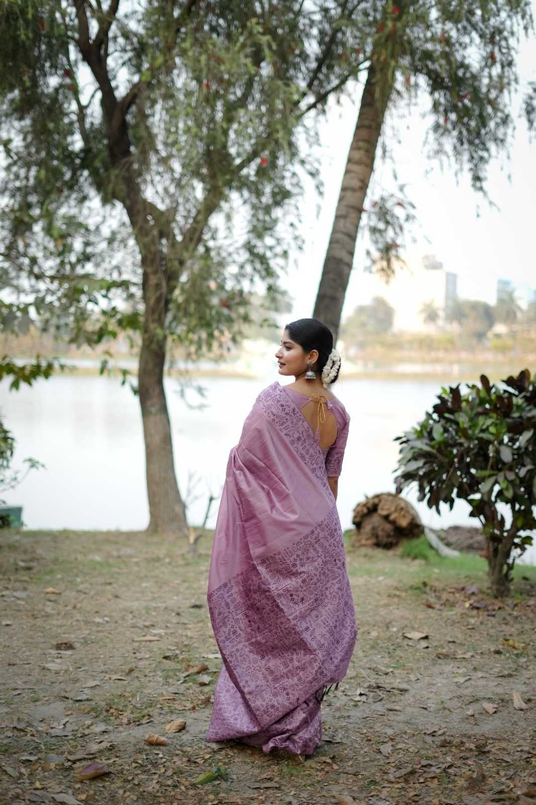Have Handloom Silk Designer Saree