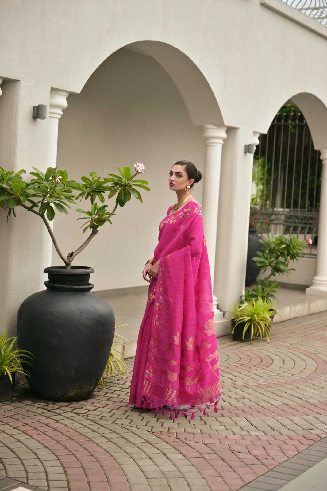 Linen Soft Silk Saree in Rani