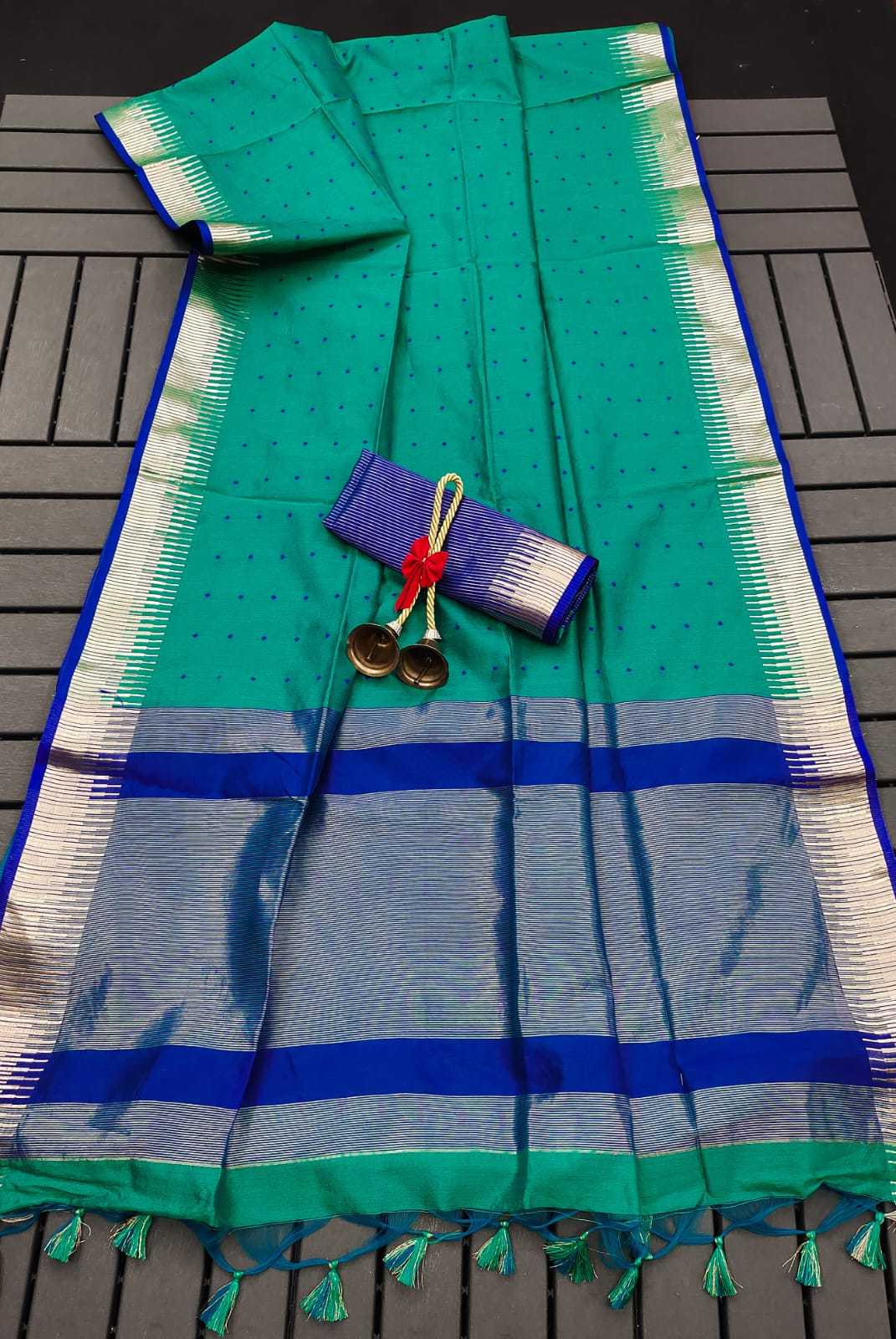 Linni Tussar Silk Butta Saree