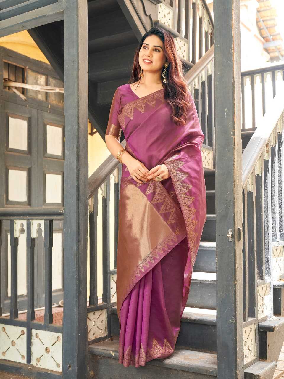 NOW Banarasi Soft Silk Zari Border Saree
