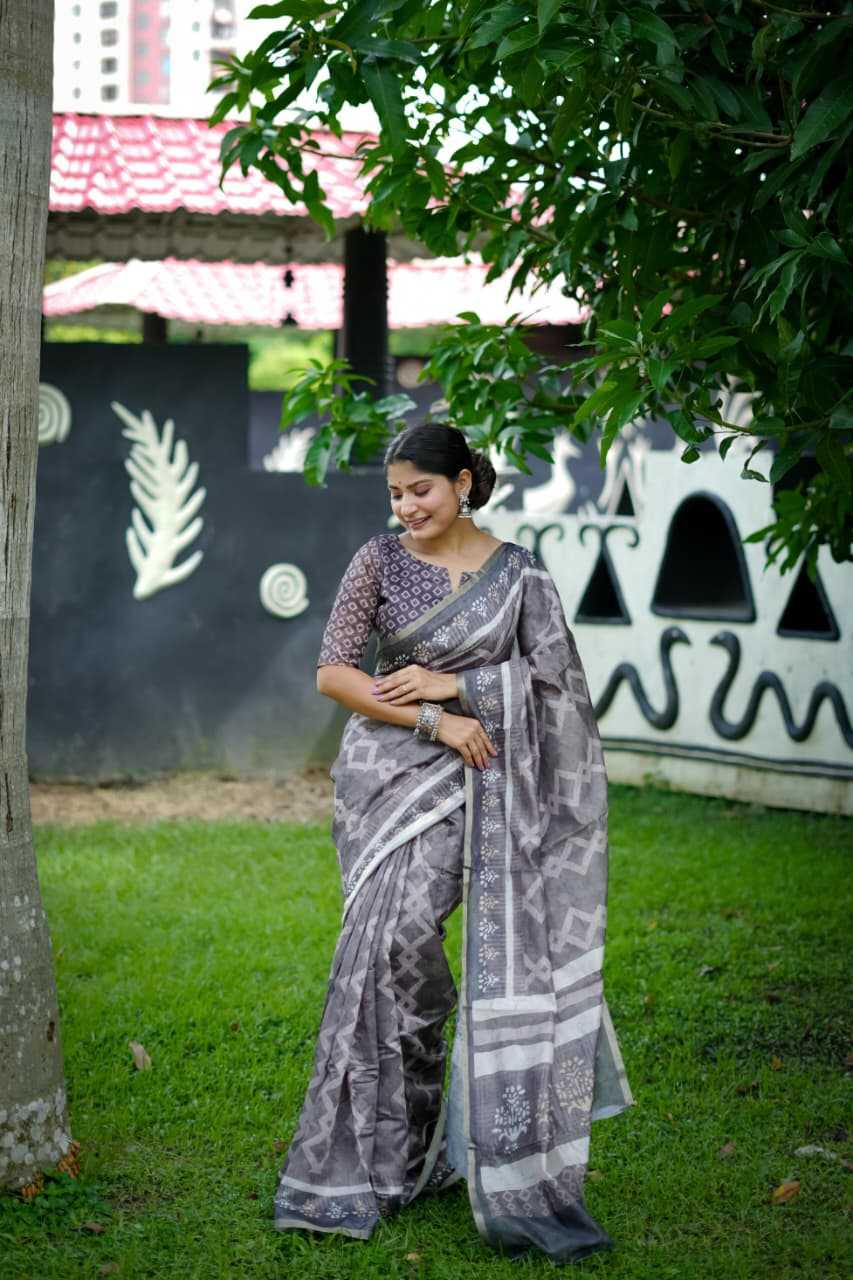 Pretty Soft Silk Zari Border Saree