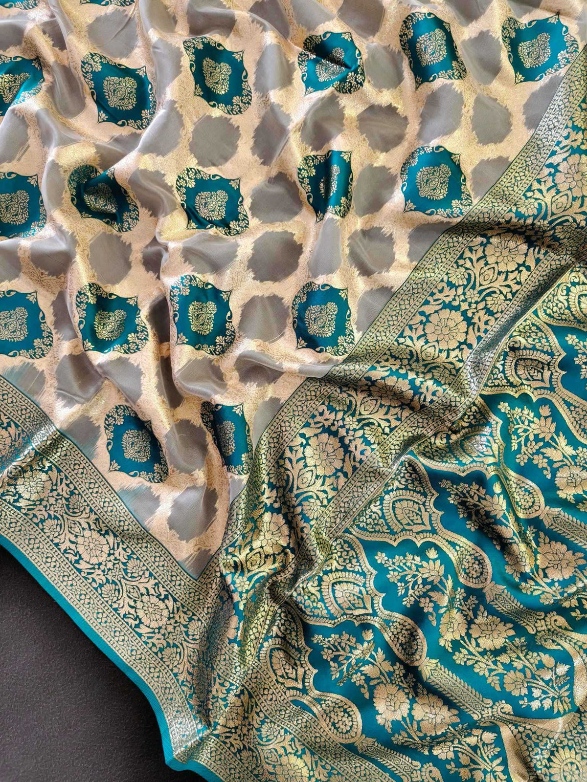 Saanjh Tissue Silk Soft Saree