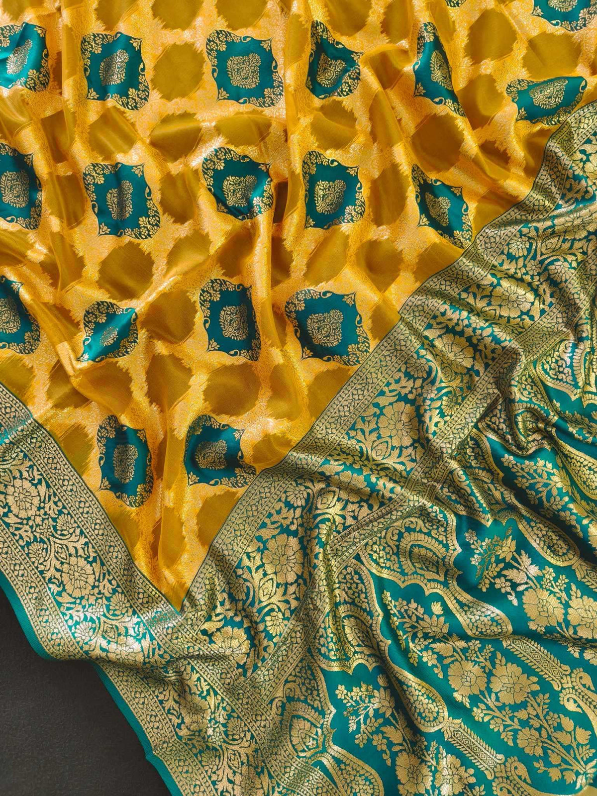 Saanjh Tissue Silk Soft Saree