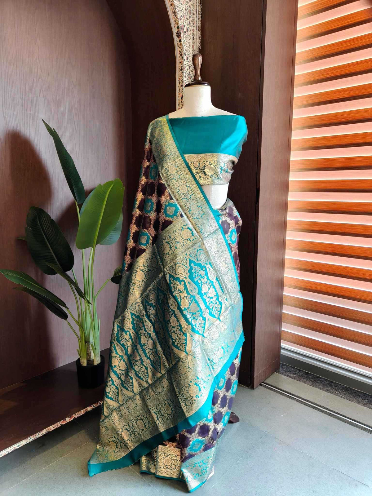 Saanjh Tissue Silk Soft Saree