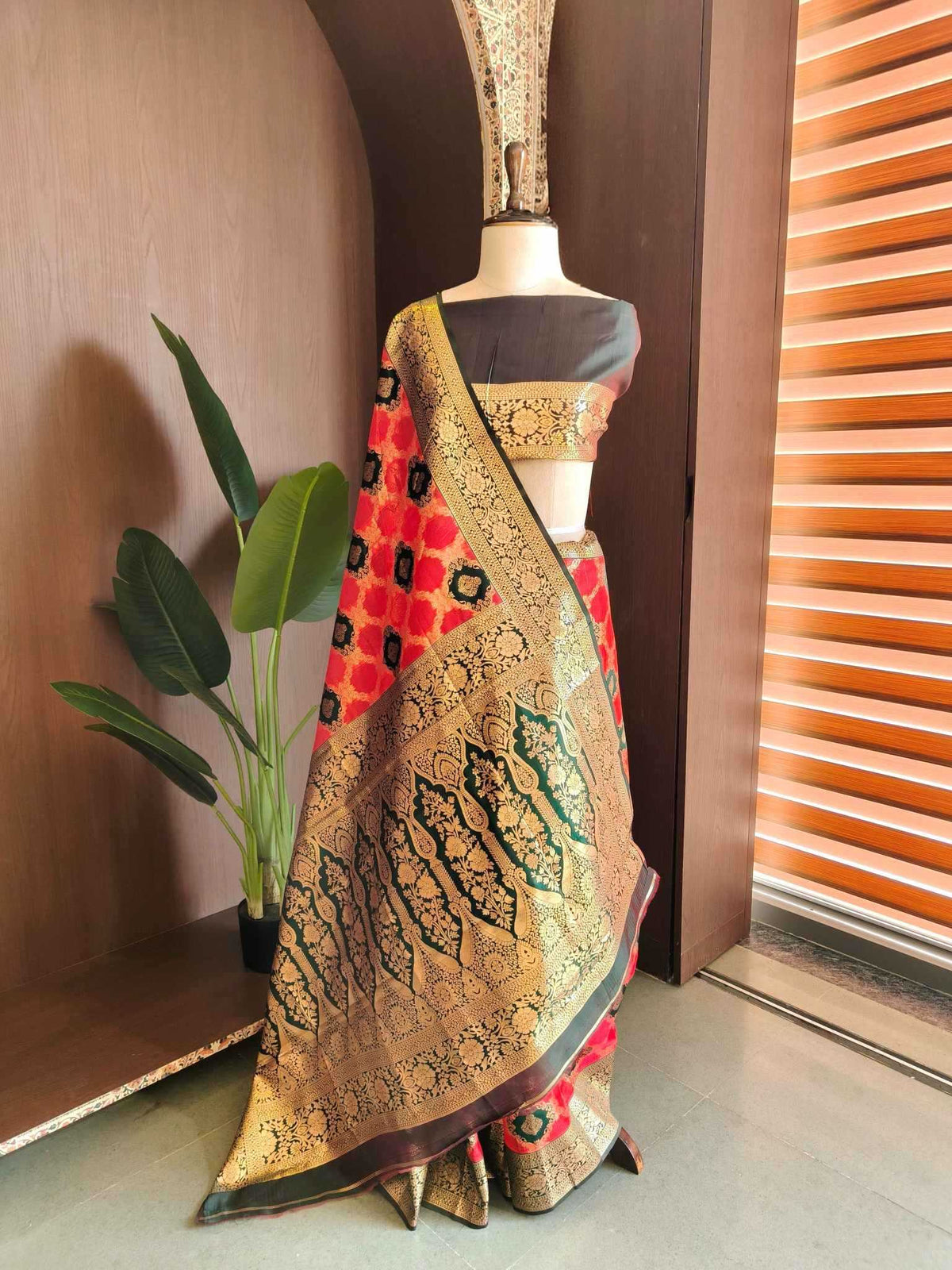 Saanjh Tissue Silk Soft Saree