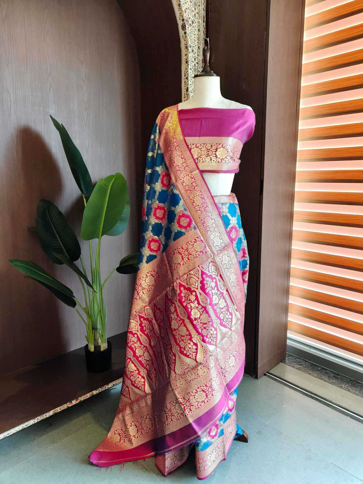 Saanjh Tissue Silk Soft Saree