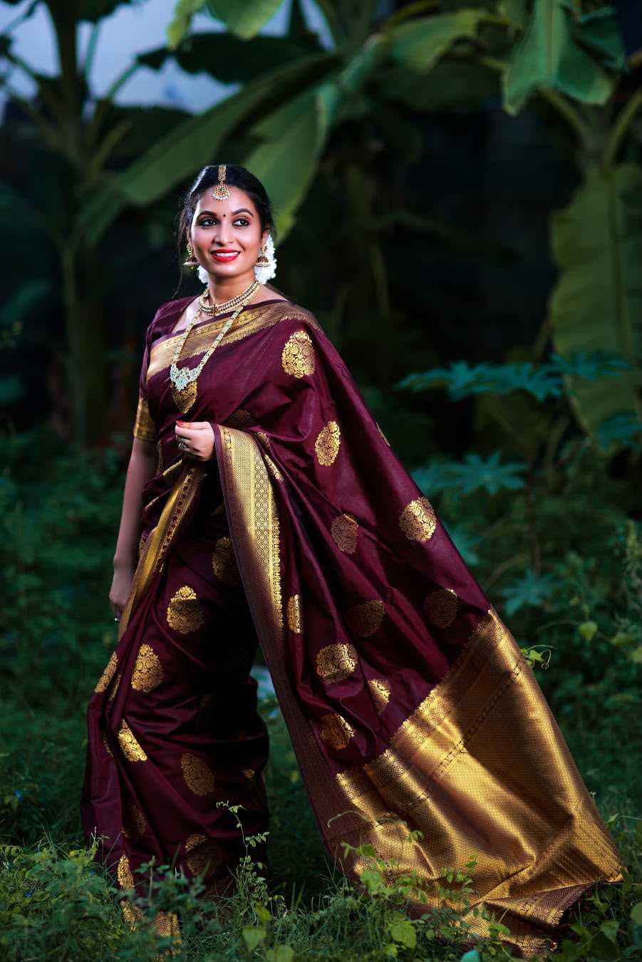 Lichi Silk Soft Saree in Maroon