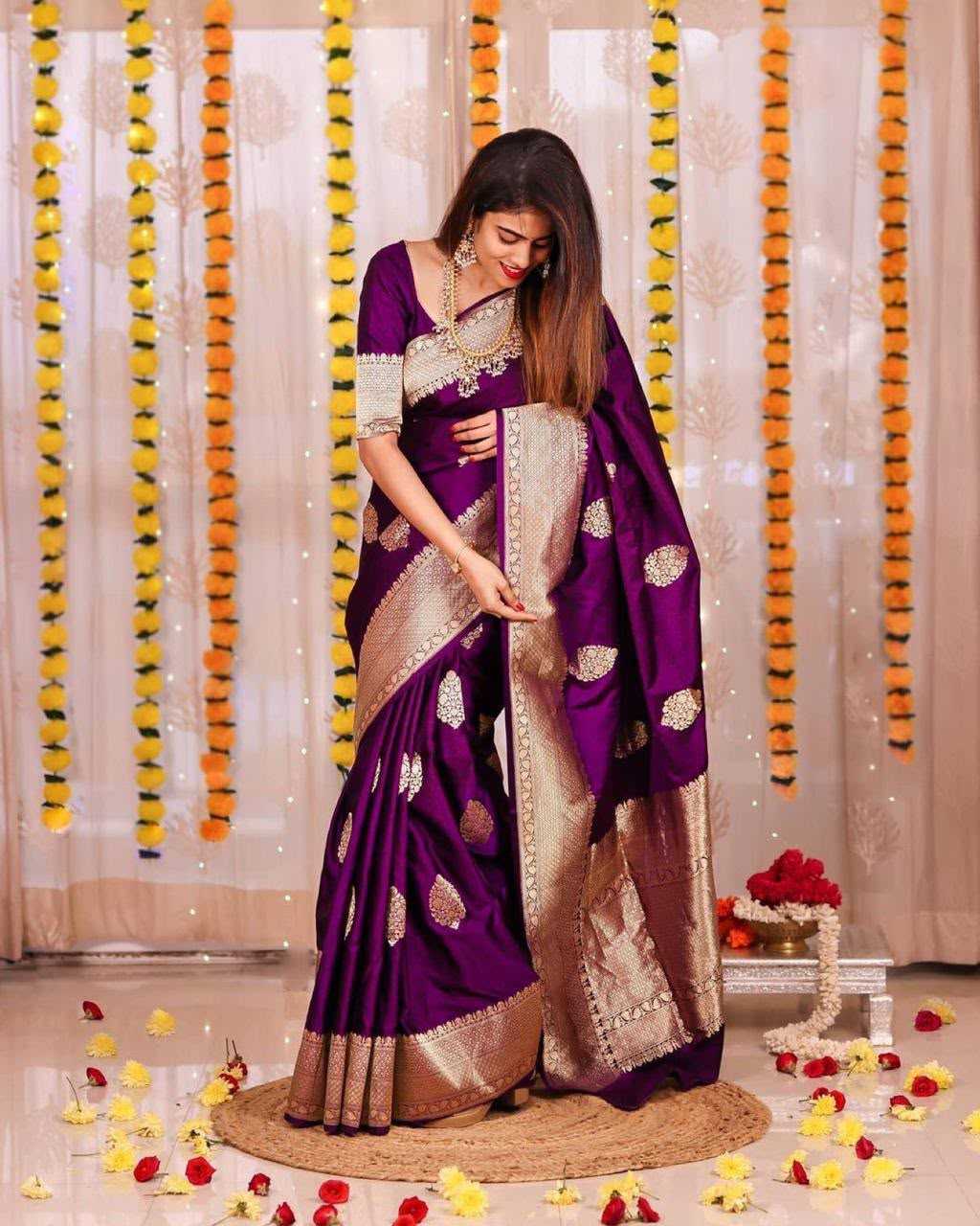 Lichi Silk Soft Saree in Maroon