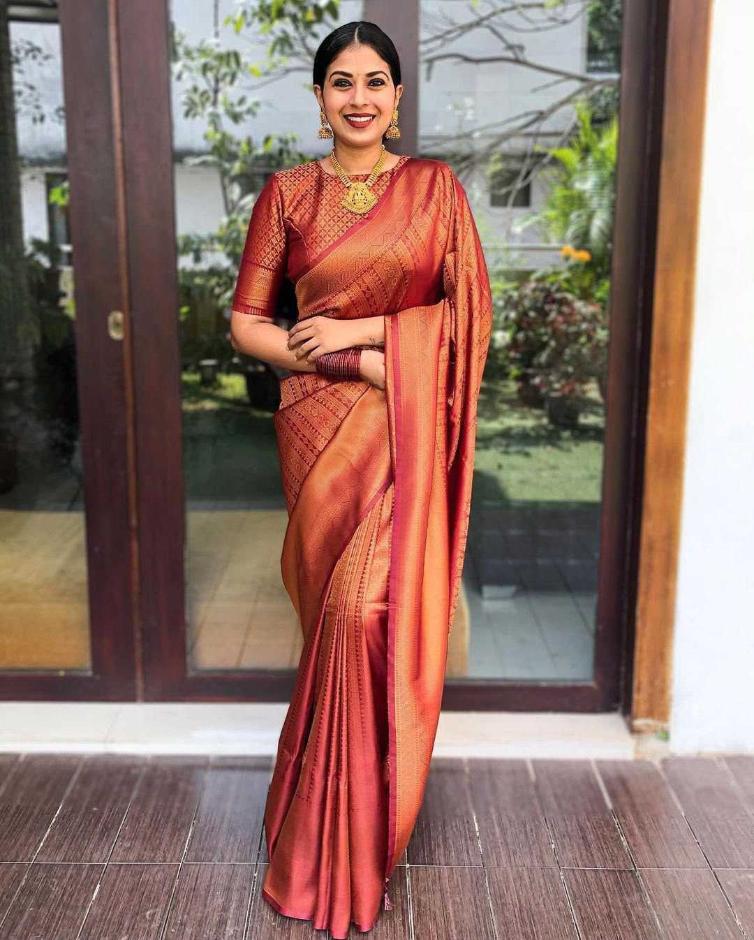 Lichi Silk Soft Saree in Violet