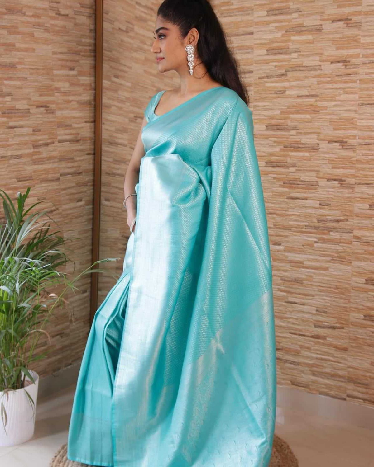 Lichi Silk Soft Saree in Lavender
