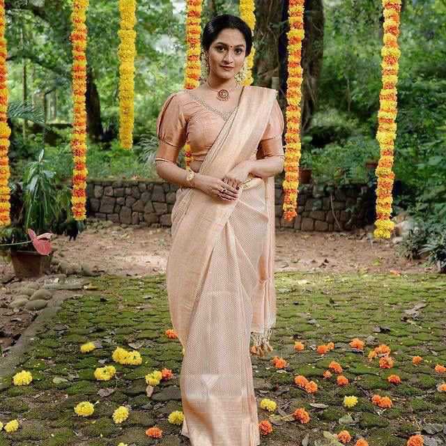 Lichi Silk Soft Saree in Lavender