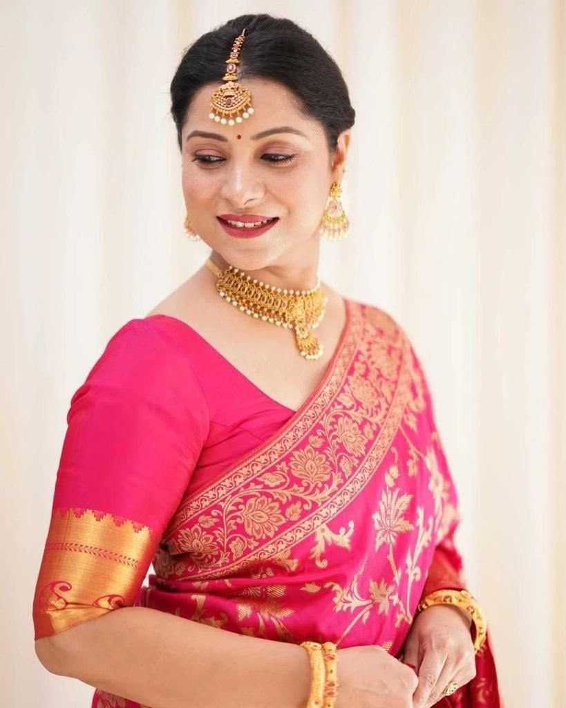 Lichi Silk Soft Saree in Rani