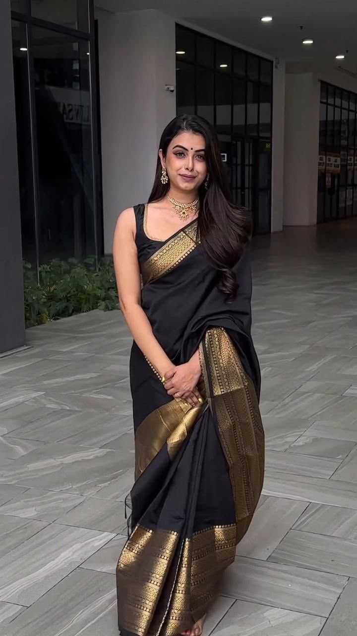 Lichi Silk Soft Saree 5095