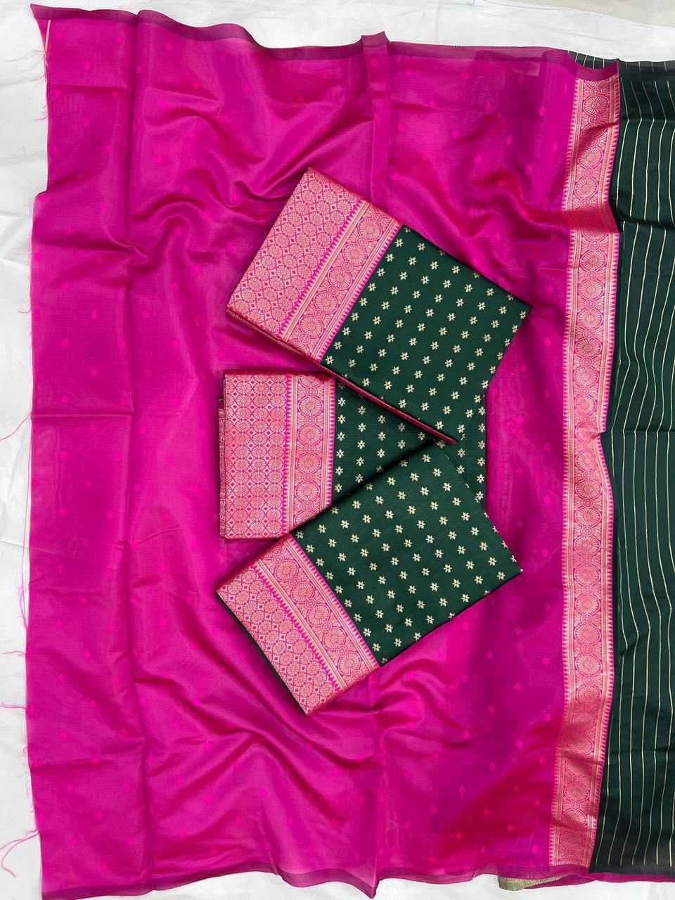 Lichi Silk Soft Saree 6047