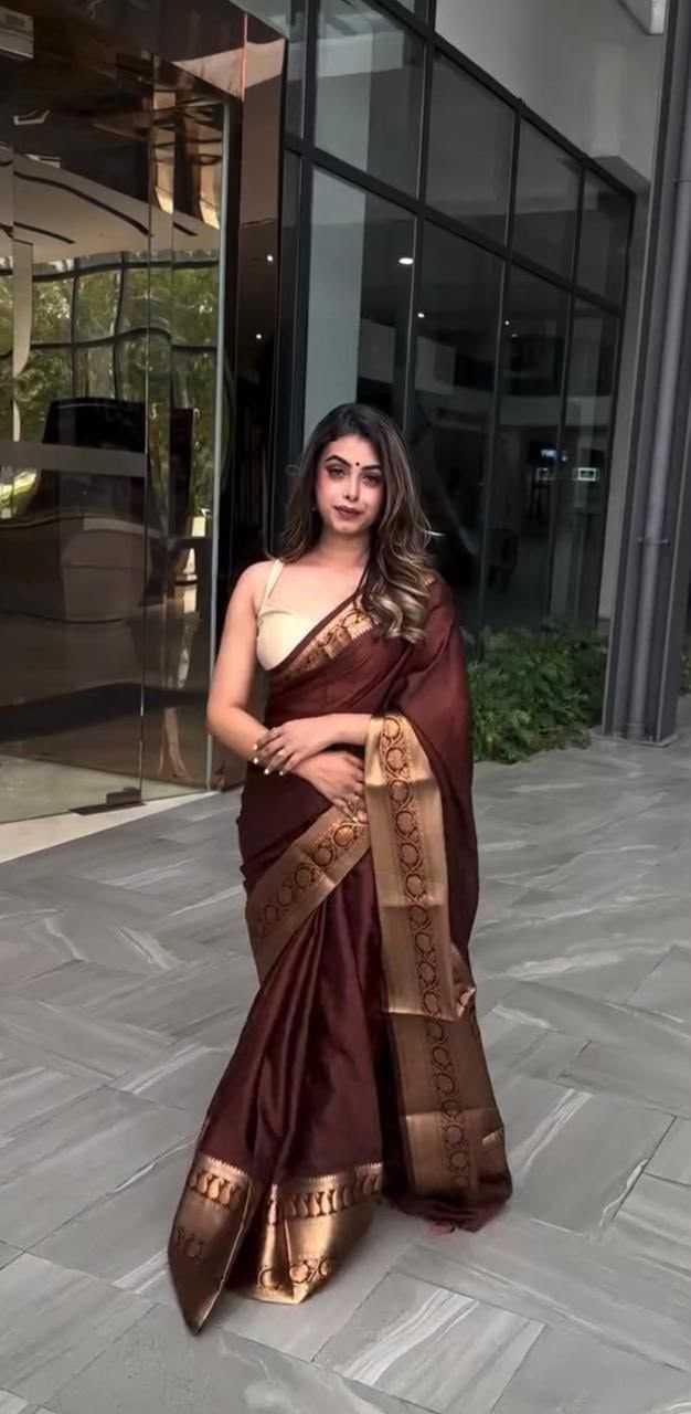 Lichi Silk Jacquard Saree
