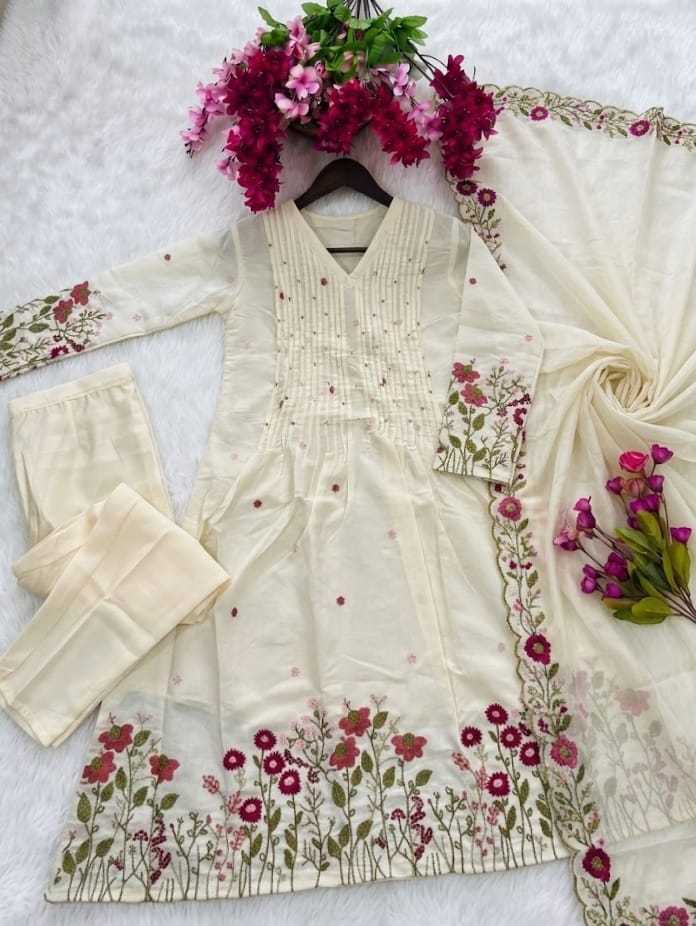 Chanderi Silk Embroidered Kurti in Baby Pink
