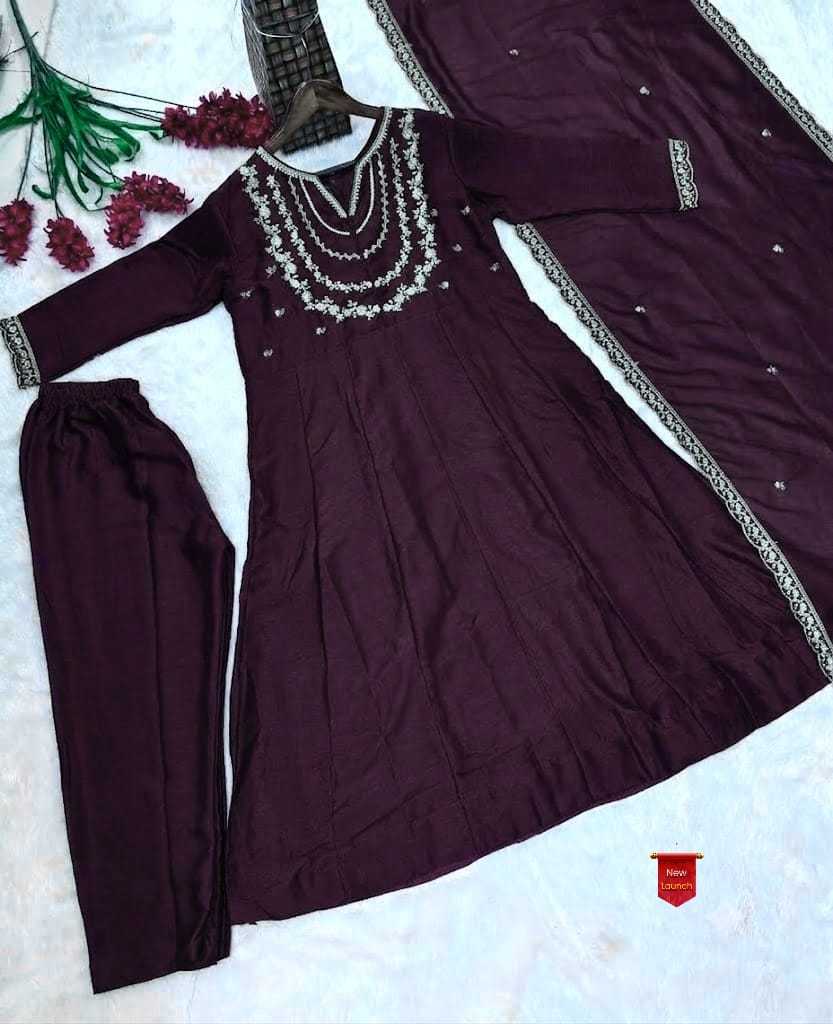 Aranya Vichitra Silk Embroidered Kurti
